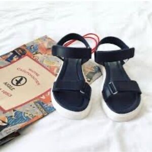 NEW 🦅Aigle Women’s Ankle-Strap Sandals navy blue size 7